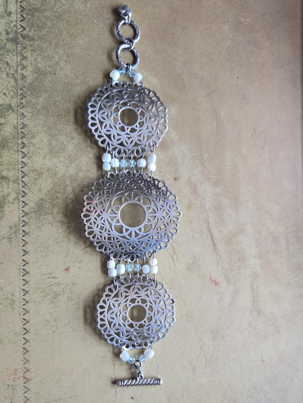 Brighton Silver Tone Lace Filigree Toggle Bracelet. (Waikiki)